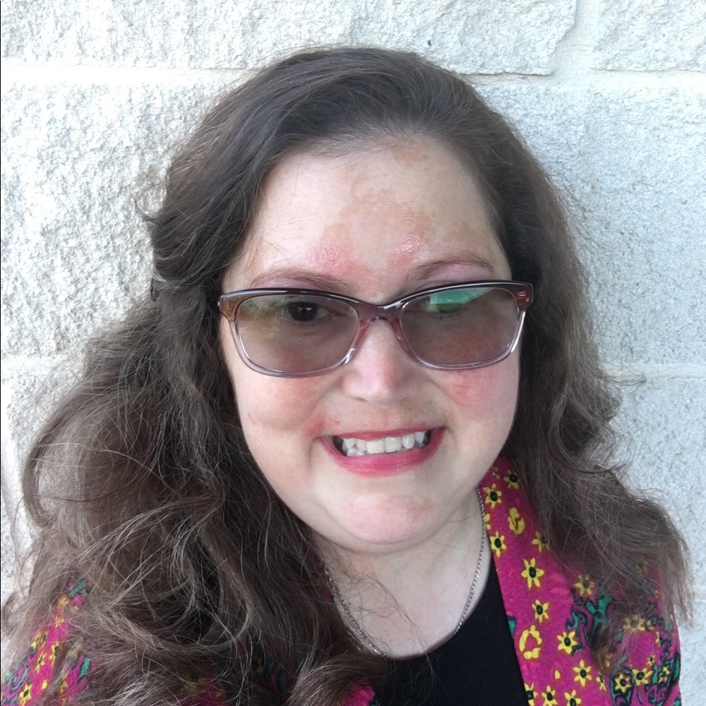 Meet your Posher, Amy